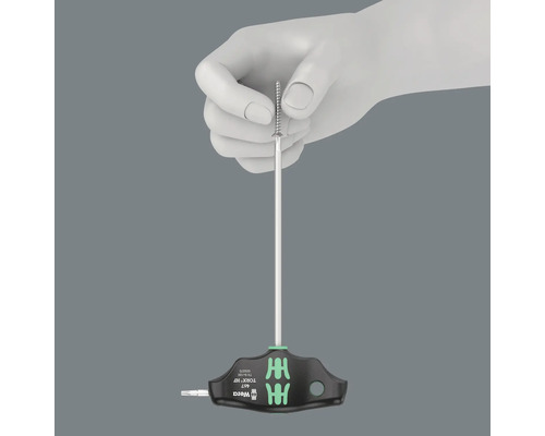 Wera schroevendraaier met schroef in hand