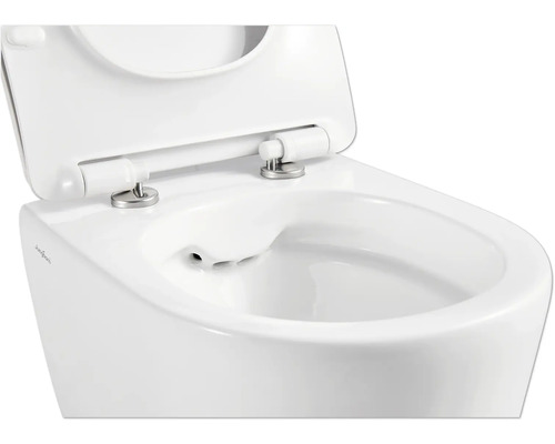 Wit wandhangend bidet met open deksel.