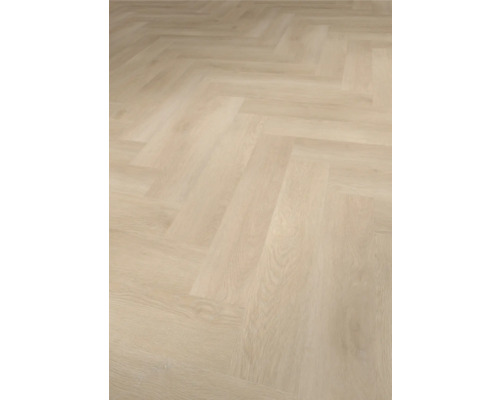 Gelegde vloerbedekking in visgraatmotief