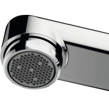 Detailopname van een waterkraan perlator