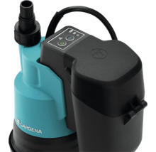 Gardena vuilwaterdompelpomp met snoer en bedieningselementen.