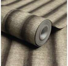 Rol behang met streepmotief