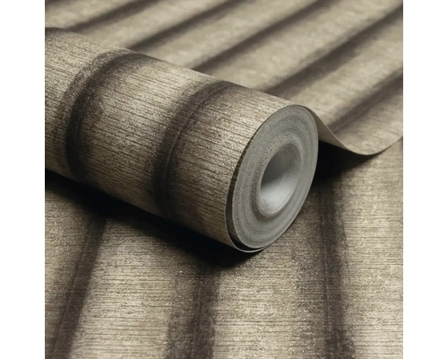 Rol behang met streepmotief