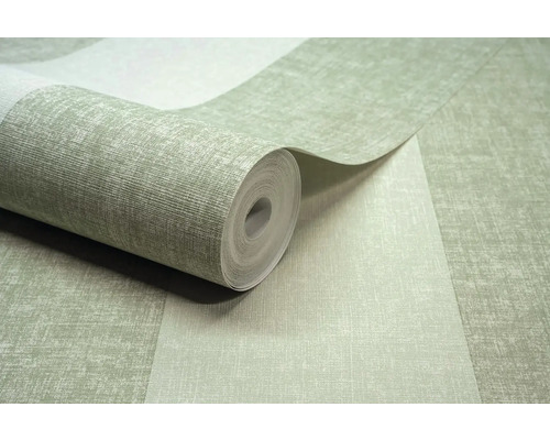 Rol behang met streepmotief