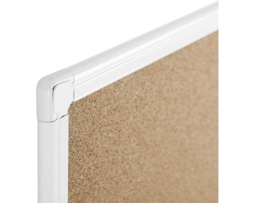 Detail van een prikbord met frame