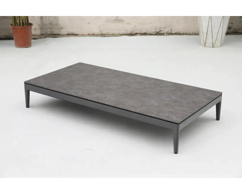 Rechthoekige salontafel met stenen blad en metalen frame