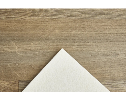 Houten vloer met tapijtonderlaag