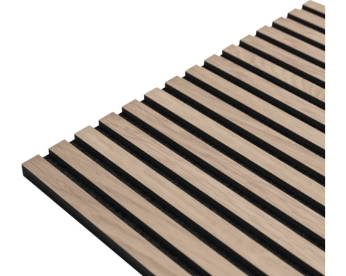 Houten paneel met lattenstructuur