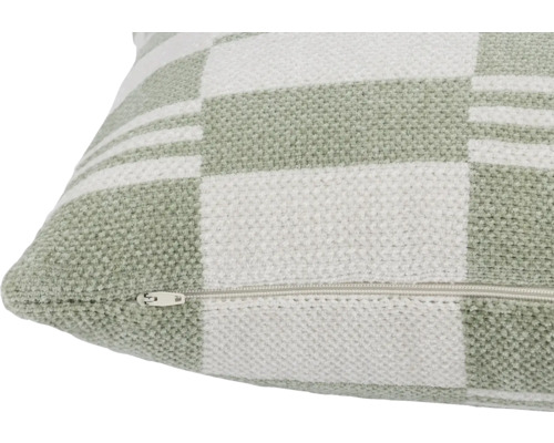 Kussen met rits en ruitpatroon