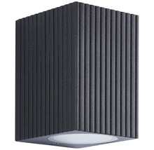 Kubusvormige buitenwandlamp met geribbeld oppervlak