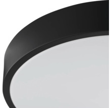 Detailopname van een ronde plafondlamp