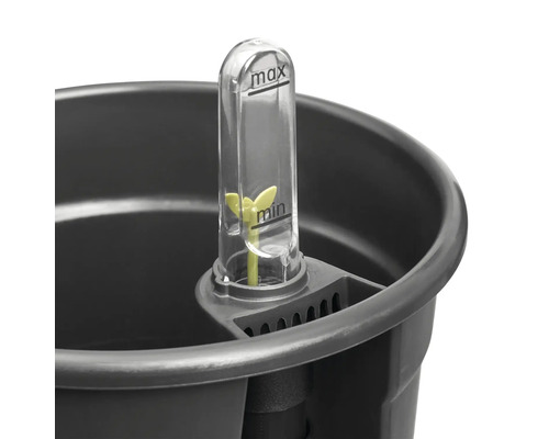 Gedetailleerde opname van een bloempot met waterniveau-indicator