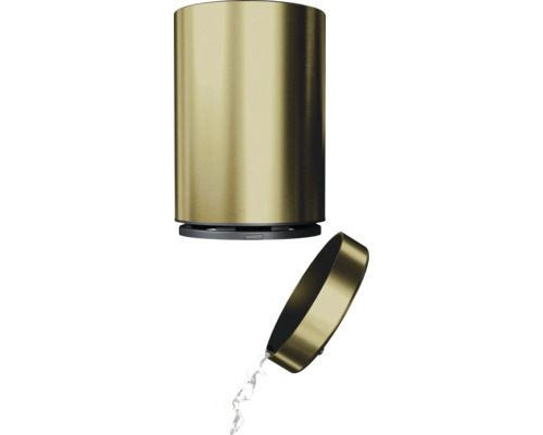 Goudkleurige zeepdispenser met deksel en stromende vloeibare zeep