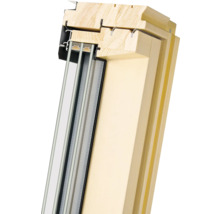 Dwarsdoorsnede van een dakraam met houten frame en isolatieglas