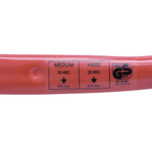 Sticker op een hamersteel met informatie over de hardheid en VPA Gepruefte Sicherheit keurmerk.