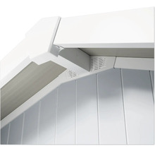 Detailopname van een tuinhuis met wandpanelen en dak elementen.