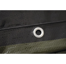 Detailopname van een dekzeil met oog