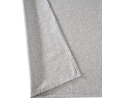 Gedetailleerde close-up van een stoffen tafelkleed met zoom