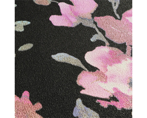 Behang met bloemmotief op een donkere achtergrond