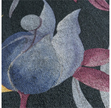 Close-up van een behang met bloemenmotief