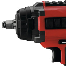 Close-up van een slagschroevendraaier