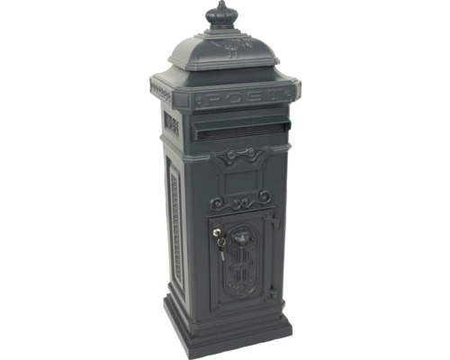 Brievenbus met slot en kroon