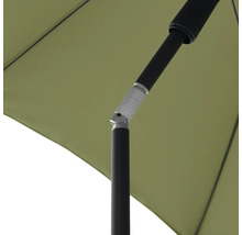 Detailopname van een parasol met knikarm