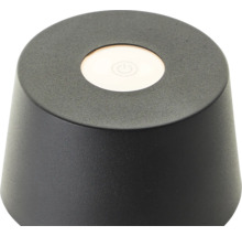 Zwarte tafellamp met aan- en uitschakelaar