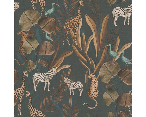 Behang met jungle motief, met afbeeldingen van giraffen, zebra's, luipaarden, tropische vogels en bladeren.