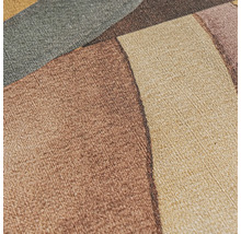 Close-up van een textielbehang met geometrisch patroon