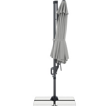 Gesloten zweefparasol met standaard