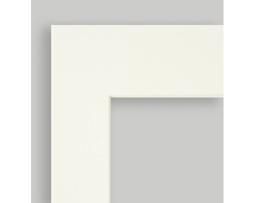 Uitsnede van een wit fotolijstprofiel.