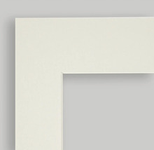 Detailopname van een wit fotolijstprofiel.