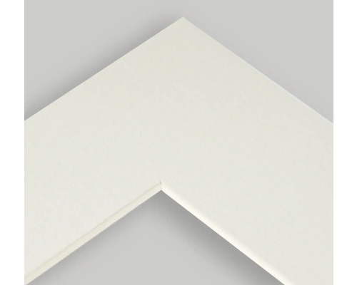 Detailweergave van een wit fotolijstprofiel