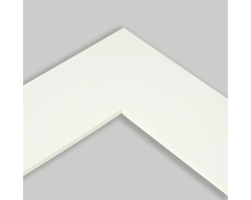 Detailopname van een wit fotolijstprofiel