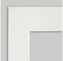 Uitsnede van een witte fotolijst