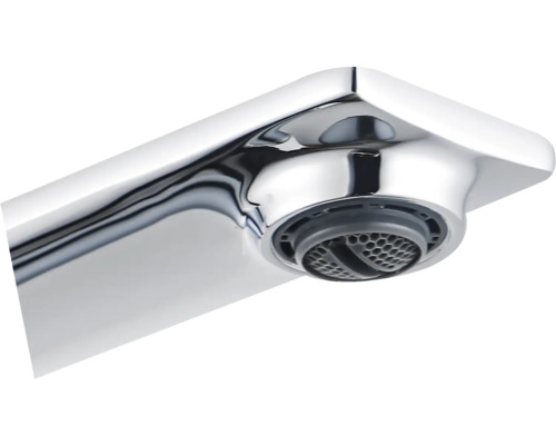 Chromen kraan met uitloop