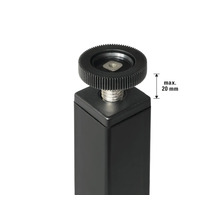 Verstelbare meubelpoot met een maximale hoogte van 20 mm.
