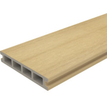 Terrasplank van kunststof met holkamerprofiel