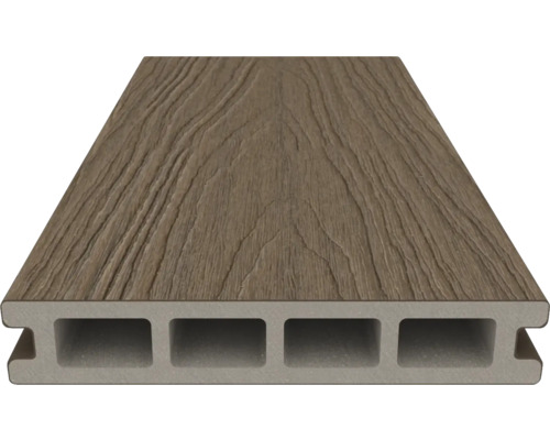 Terrasplank van composietmateriaal met houtstructuur en holle kamers