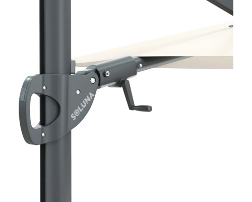 Details van de Soluna parasol met slinger mechanisme.