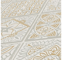 Detailopname van een patroonbehang met bloemmotieven