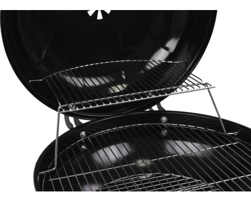 Barbecue met bolvorm en grillrooster
