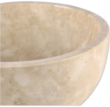 Close-up van een wastafel van marmer