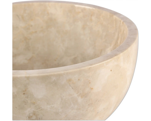 Close-up van een wastafel van marmer