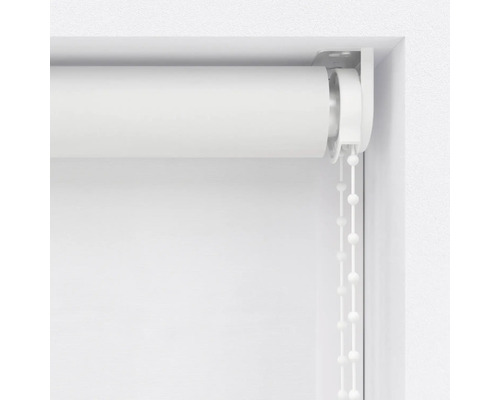 Raamrolgordijn met kettingbediening in gesloten toestand