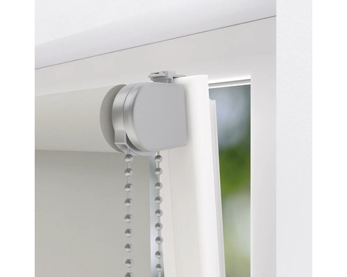 Rolgordijn op raam met kettingbediening