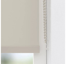 Gedetailleerd aanzicht van een rolgordijn met kettingbediening op het raam