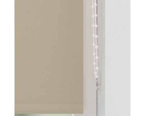 Beige rolgordijnen met bedieningsketting