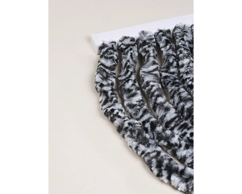 Gordijnreiniger met vachtpatroon